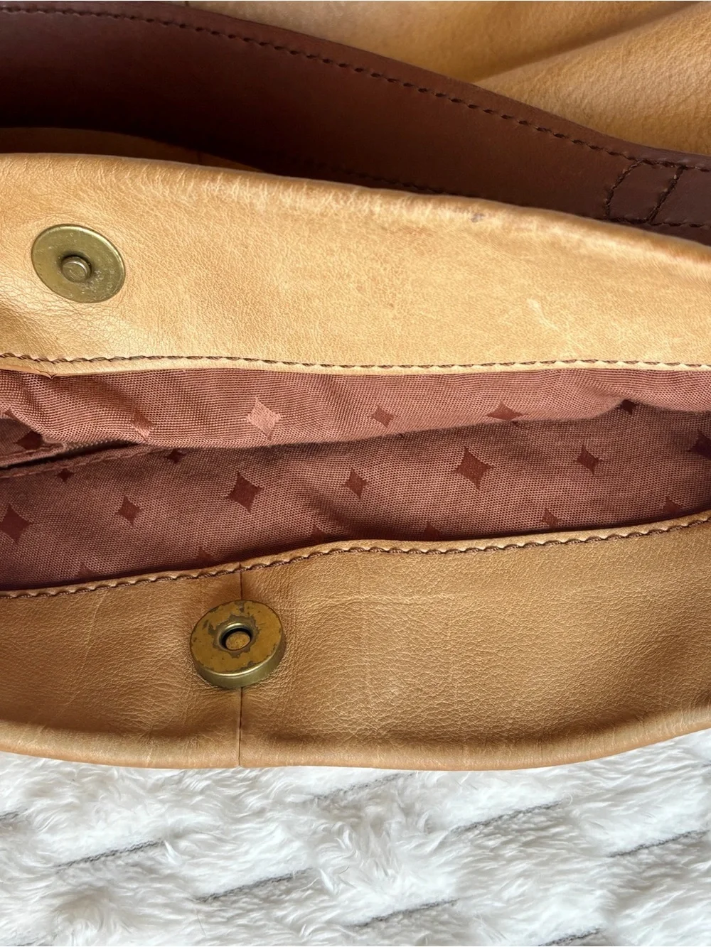 Fossil tan, leather, rustic, tote, bag, convertible straps, antique brass